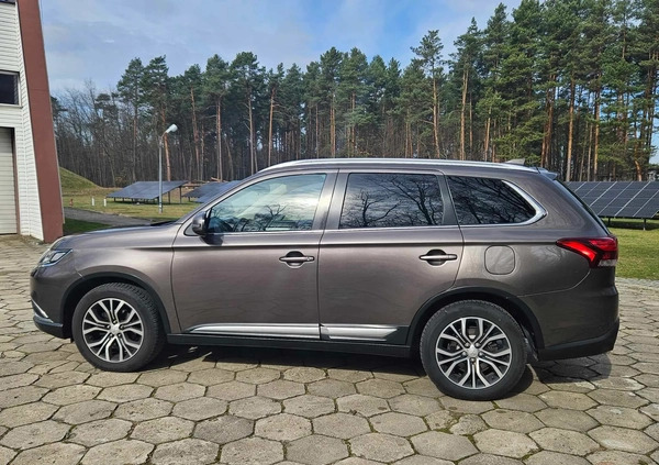 Mitsubishi Outlander cena 78000 przebieg: 70000, rok produkcji 2017 z Miechów małe 781